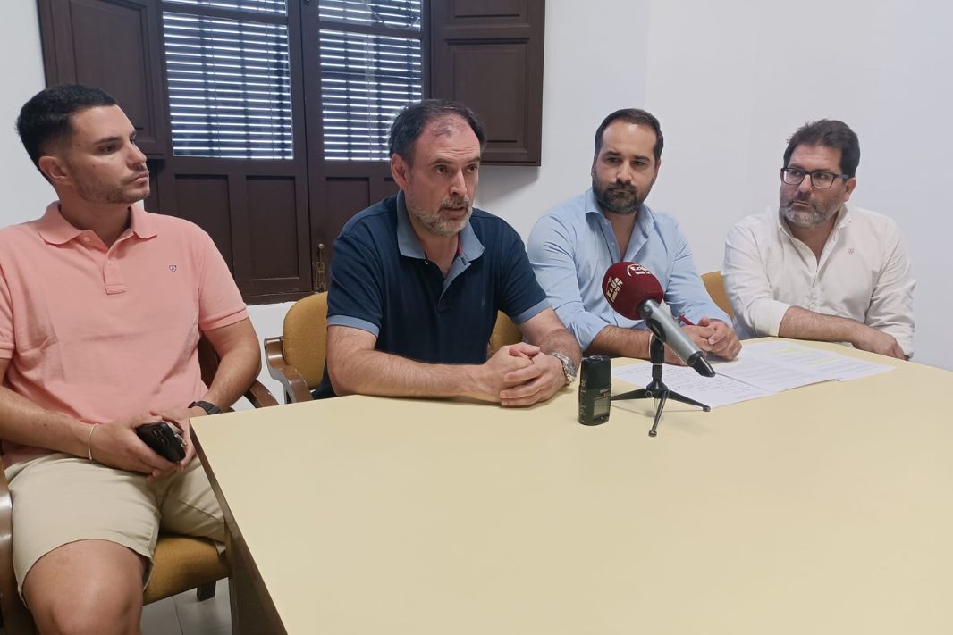Rueda de prensa - Cesáreo Cambronero